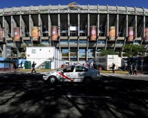 Final Madrid 2010 Santiago Bernabeu (esterno)