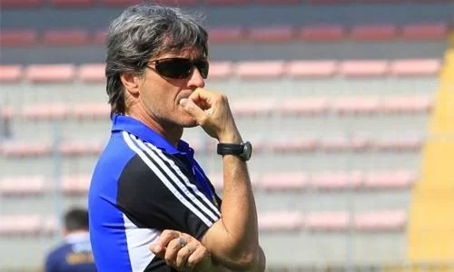 Beretta ritrova Mutu per la sfida di San Siro
