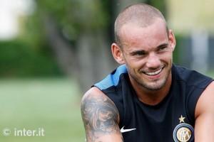 20072012 - 00 - Inter allenamento Sneijder