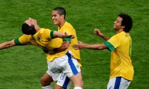 VIDEO – Londra 2012: il Brasile non tradisce, batte 3-0 la Corea e vola in finale