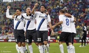 Bologna-Inter 09 esultanza gol Milito