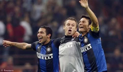VIDEO – Milano è nerazzurra! Terza vittoria consecutiva nel derby della Madonnina: Milan-Inter 0-1