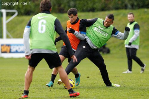 07 allenamento Inter 29112012