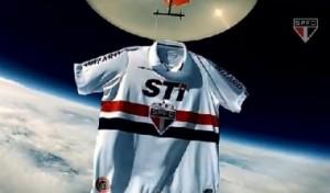 Sao Paulo maglia spazio