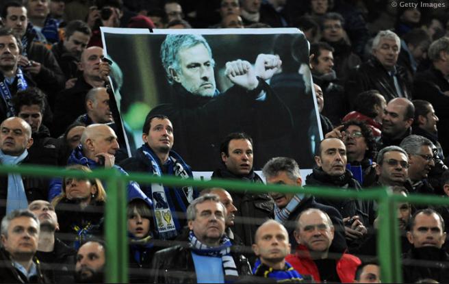 Striscione Mou 05