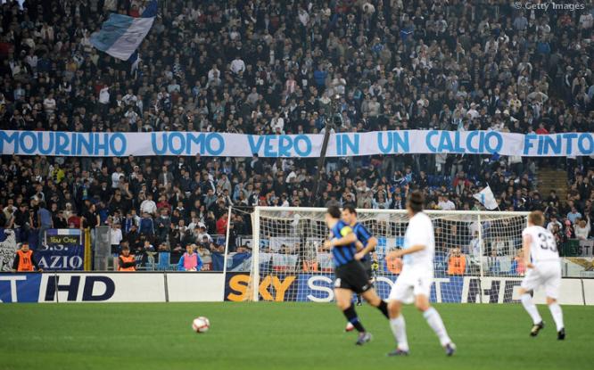 Striscione Mou 10