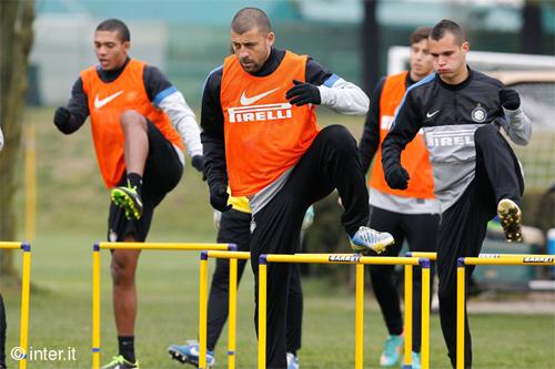 Inter allenamento 25 marzo 04