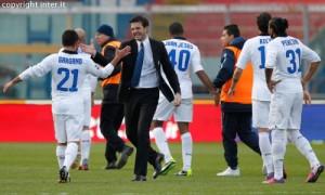 esultanza Stramaccioni Gargano Catania-Inter 2-3