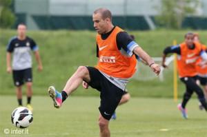 Stramaccioni recupera Palacio Inter allenamento 14 maggio 2013 (5)