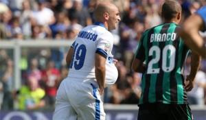 Esteban Cambiasso esultanza Sassuolo-Inter figlio