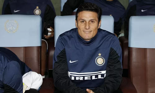 Zanetti: “Non vedo l’ora di tornare in campo. Contento per <i>Ricky</i>, Mazzarri urla spesso perchè…”