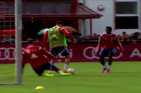 VIDEO/ Bayern Monaco, Lewandowski dà già spettacolo: gran gol di tacco in allenamento