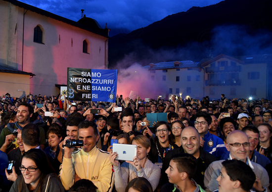 Tifosi presentazione squadra Pinzolo