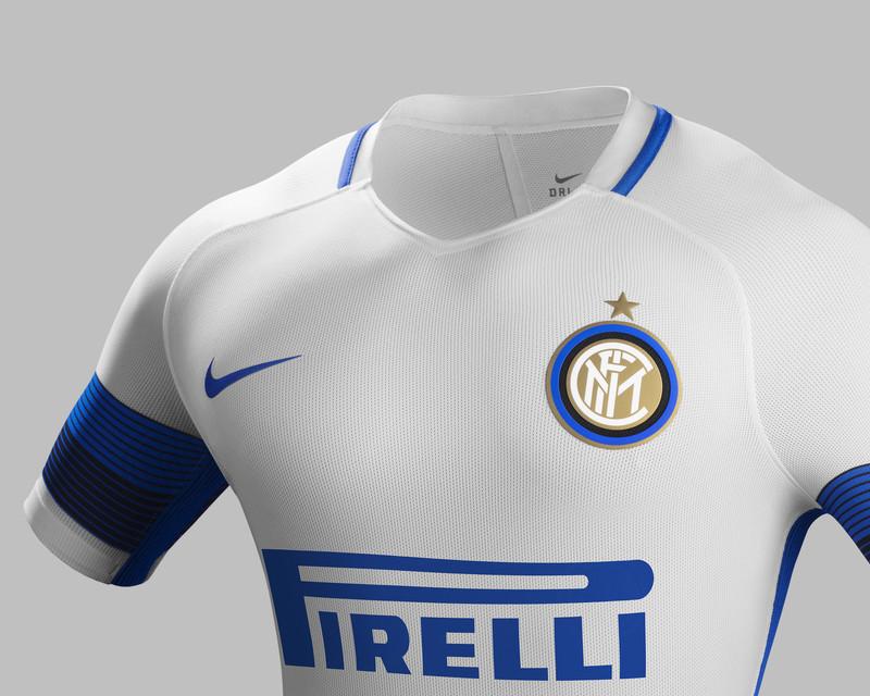 inter away