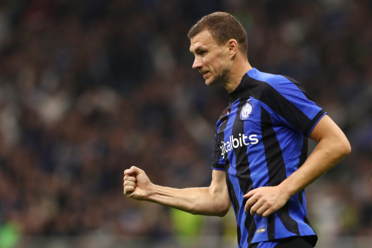 Edin Dzeko Inter Viktoria Plzen