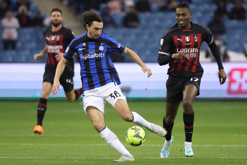 Matteo Darmian Rafael Leao Supercoppa (Photo by GIUSEPPE CACACE/AFP via Getty Images)