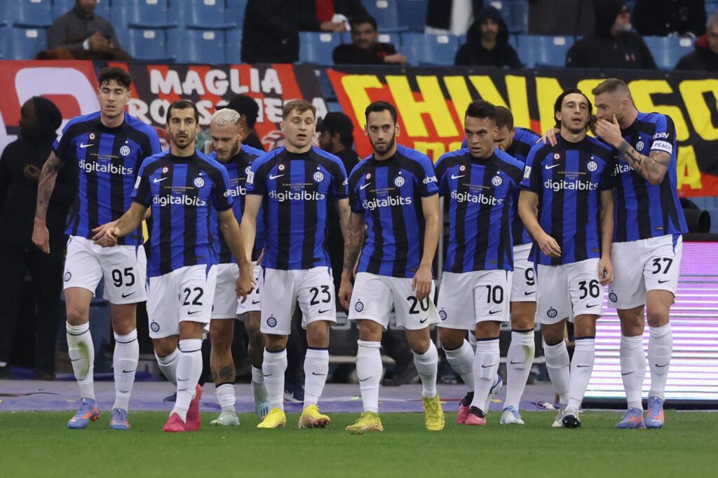 calciomercato Inter Dumfries