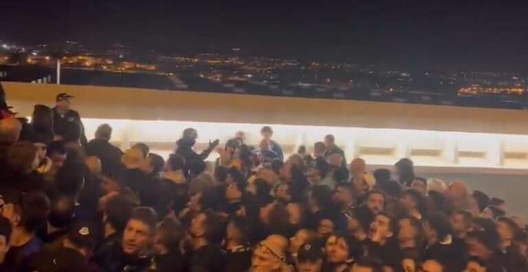 I tifosi nerazzurri a cui è stato vietato l'ingresso allo stadio Do Dragao