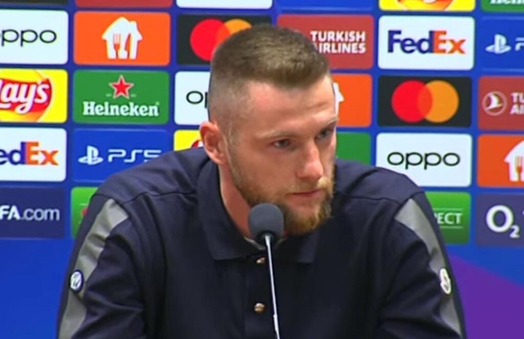 Skriniar in conferenza stampa prima della Champions League