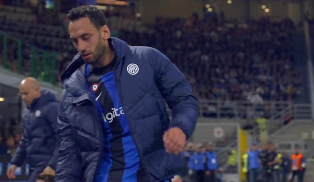 Calhanoglu Juve Inter