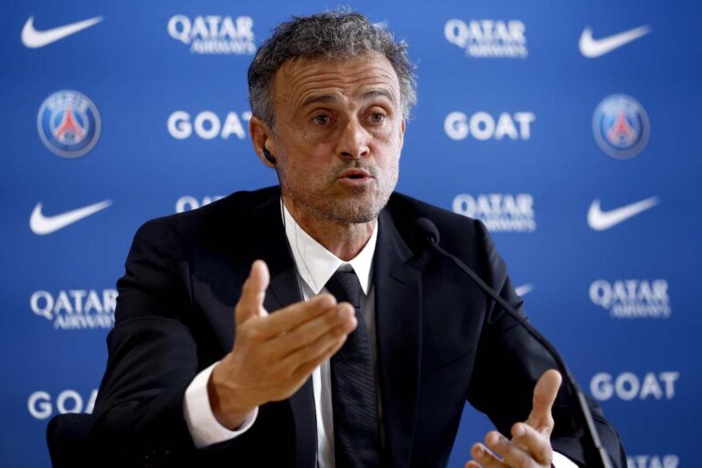 Luis Enrique attende