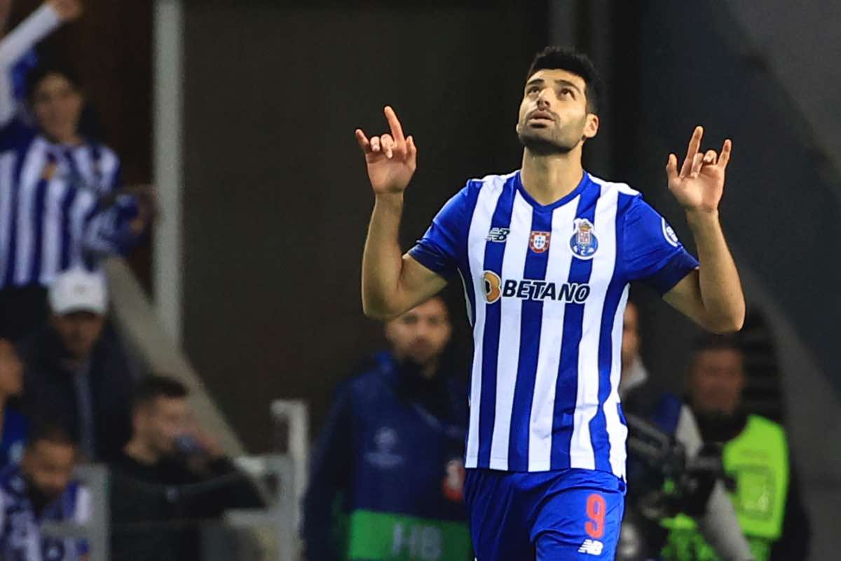 Scamacca beffa ancora l'Inter: il West Ham piomba su Taremi