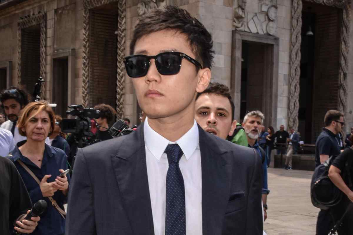 Inter-Oaktree, problemi per il rifinanziamento del debito: tre strade per Zhang