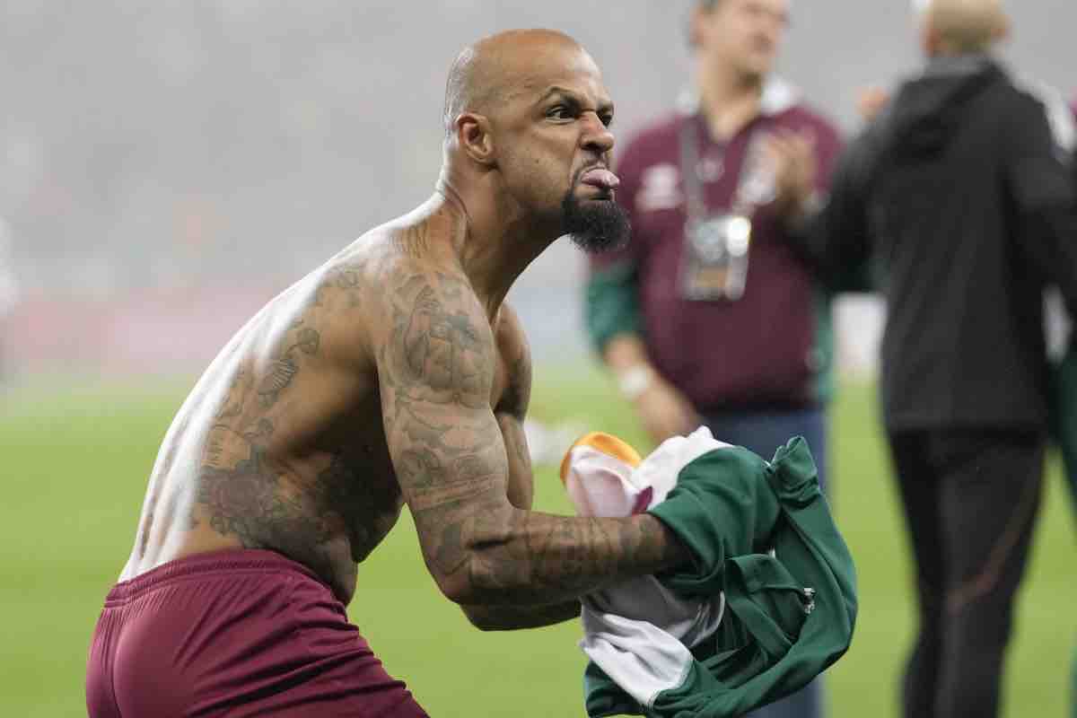 Felipe Melo esulta