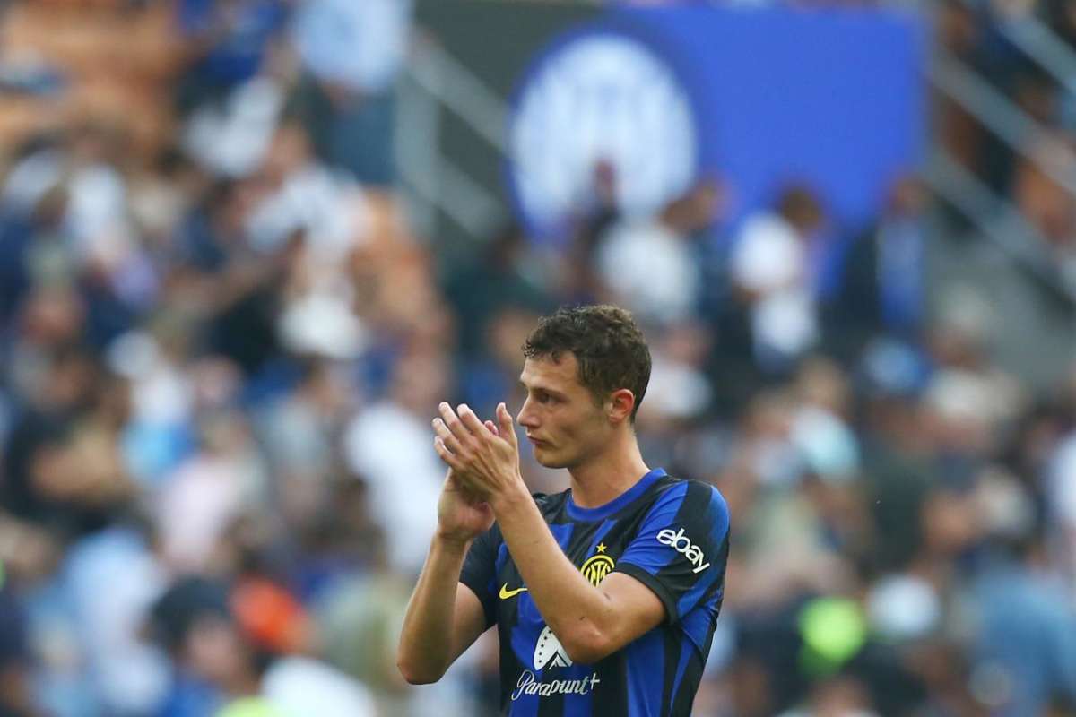 Grave infortunio per Pavard in Atalanta-Inter, costretto a uscire