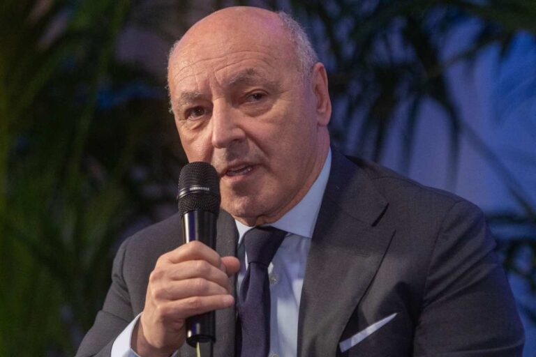Marotta sorride