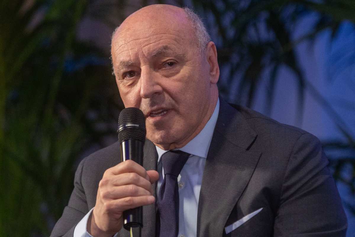 Marotta sorride