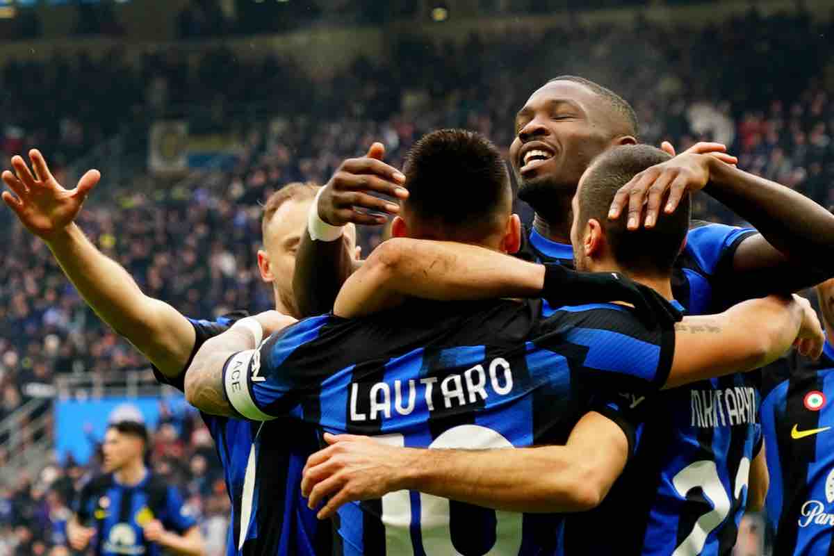 Calciomercato Inter, è sfida al Barcellona: un baby talento nel mirino