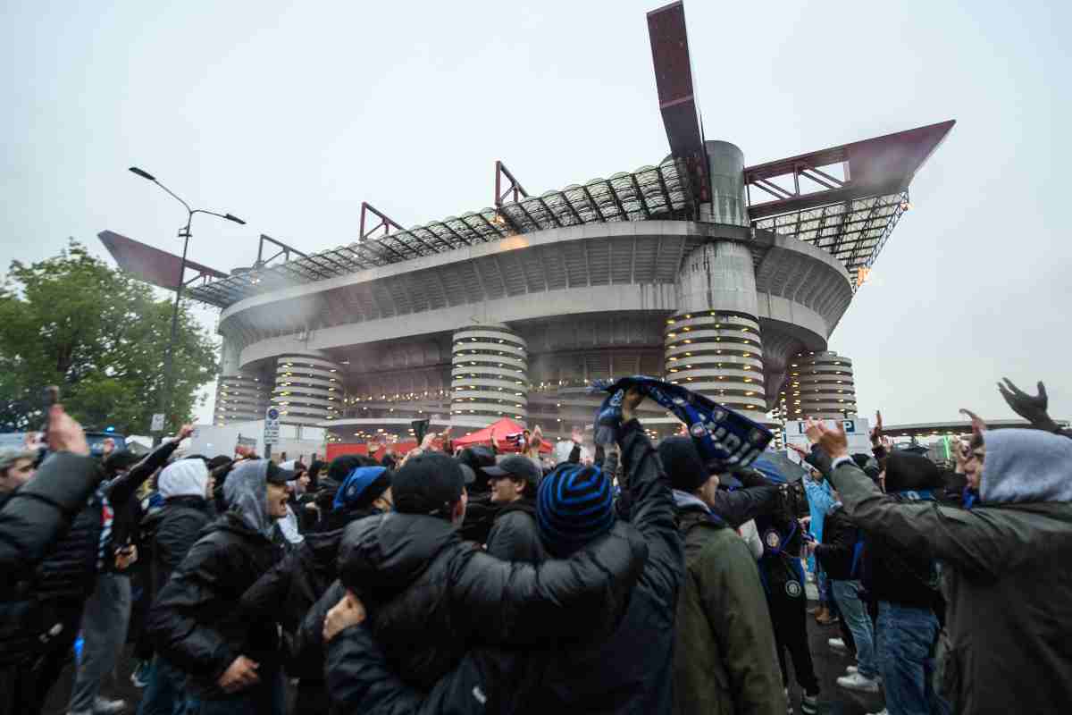 Festa Inter dopo il gol di Thuram