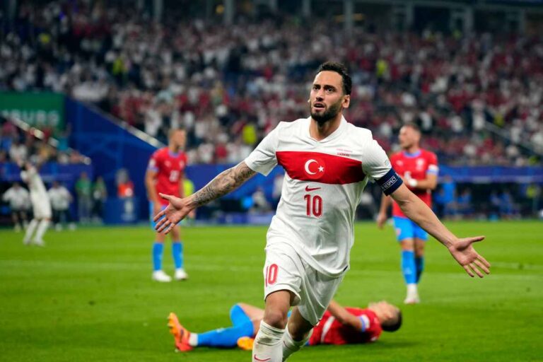 Inter, le parole di Calhanoglu sul suo futuro