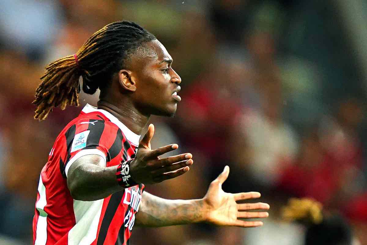 Inter, il gesto di Leao fa infuriare i tifosi