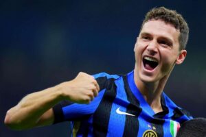 Deschamps striglia l'Inter su Pavard