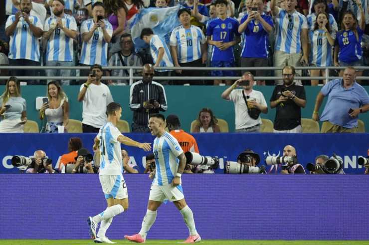 Valentin Carboni e Lautaro Martinez
