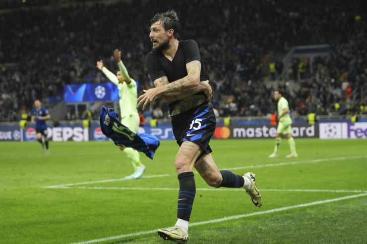 Acerbi esulta