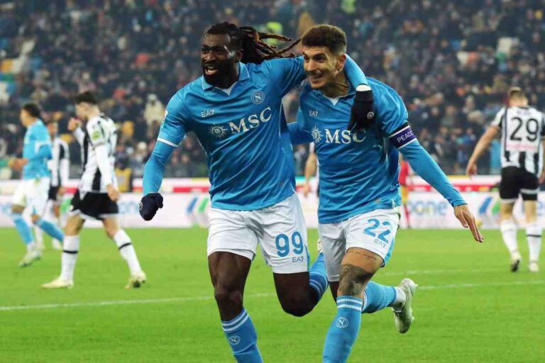 Anguissa e Di Lorenzo esultano insieme
