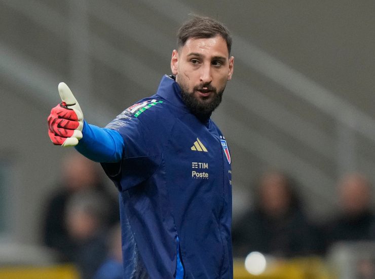 Donnarumma con la maglia dell'Italia