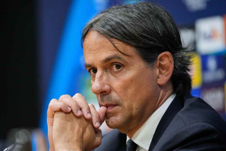 Inzaghi durante una conferenza stampa