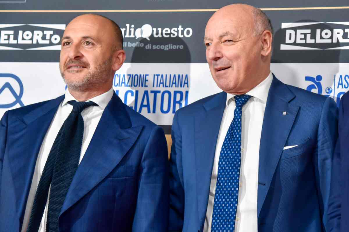 Marotta e Ausilio ridono