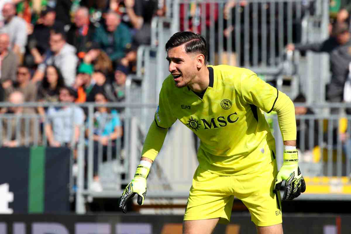 Meret in campo