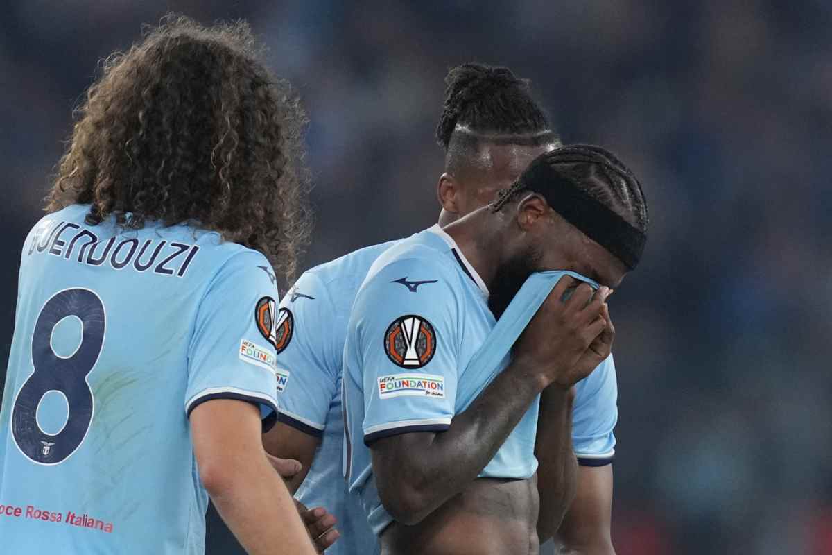 Nuno Tavares si dispera