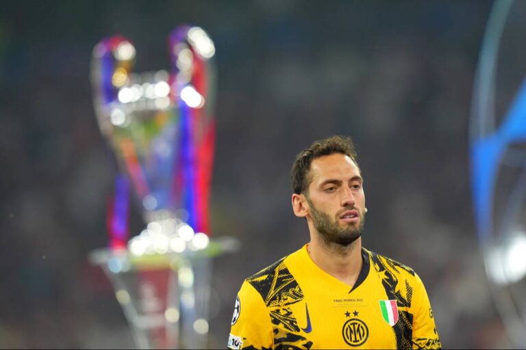Hakan Calhanoglu