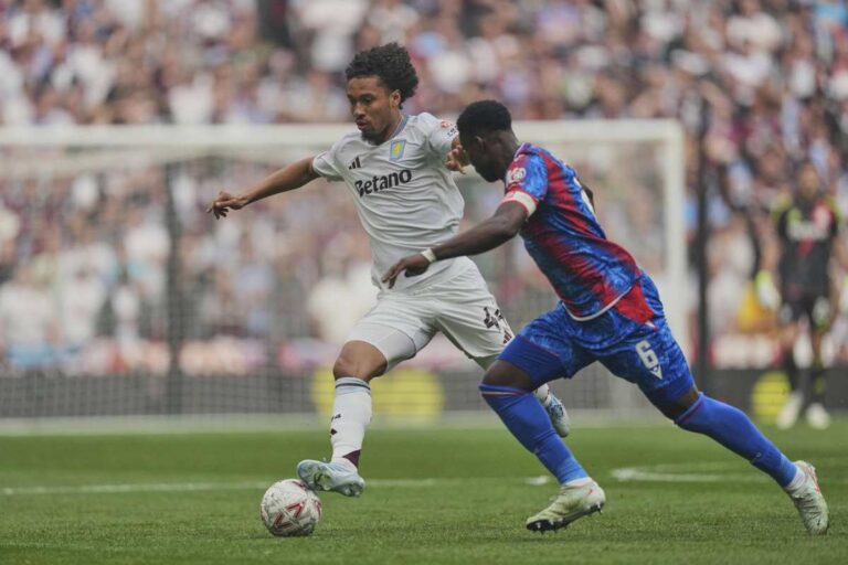 Guehi Crystal Palace in Premier