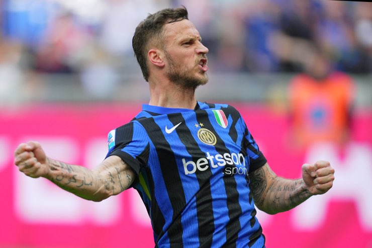 Inter, Arnautovic saluta