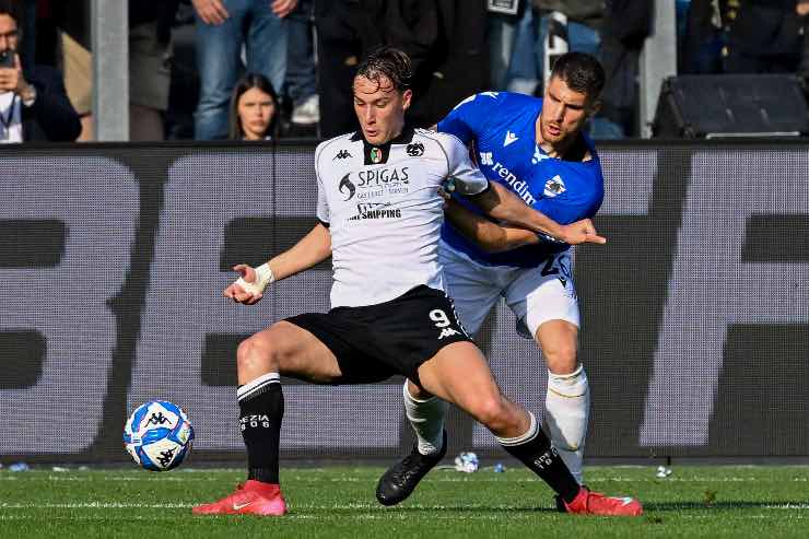 Dalla Serie A insistono per Pio Esposito