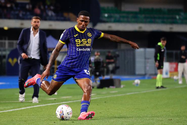 Tchatchoua in orbita Inter