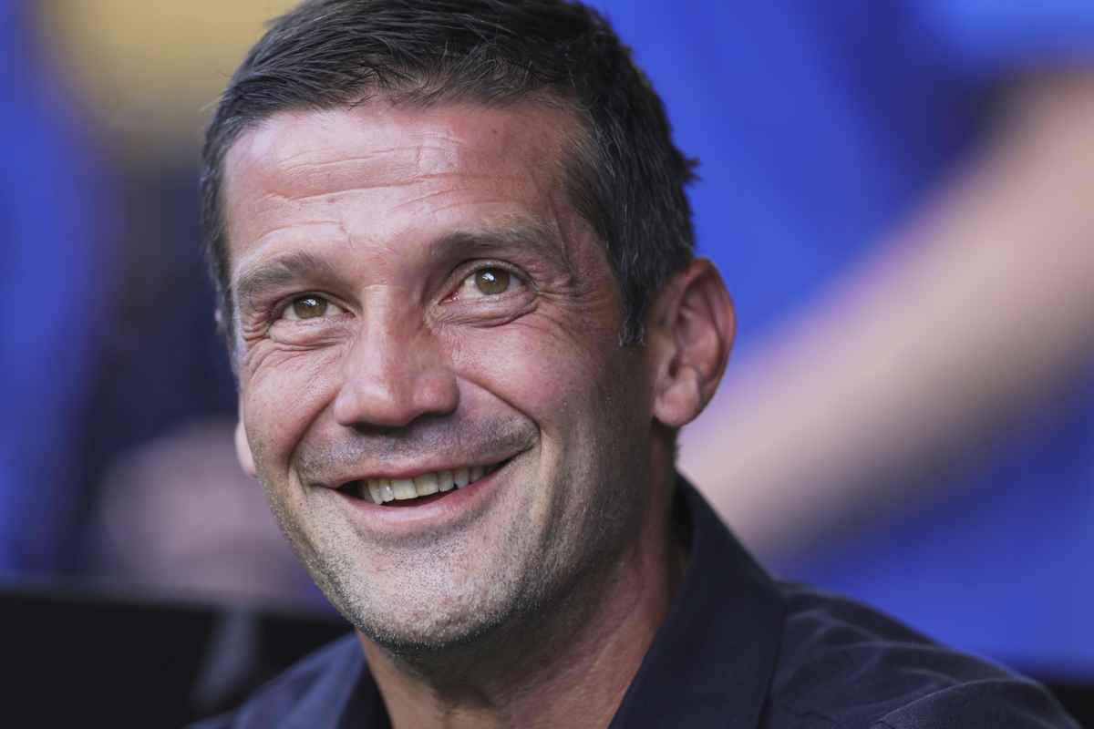 Chivu sorride